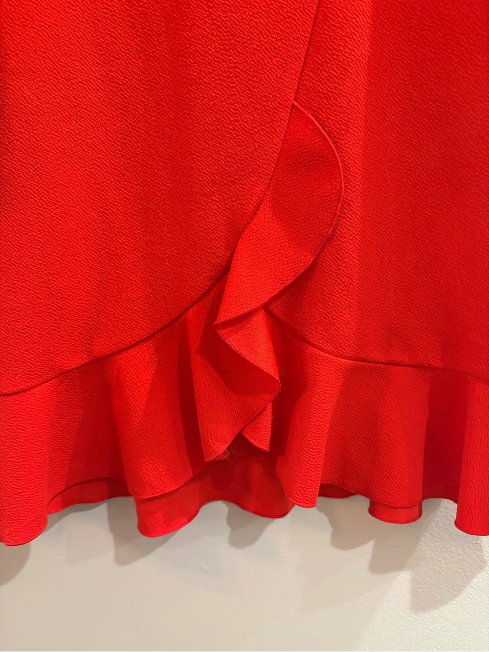 Ivanka Trump Red Ruffle Short-Sleeve Top Size Medium - Picture 2 of 5